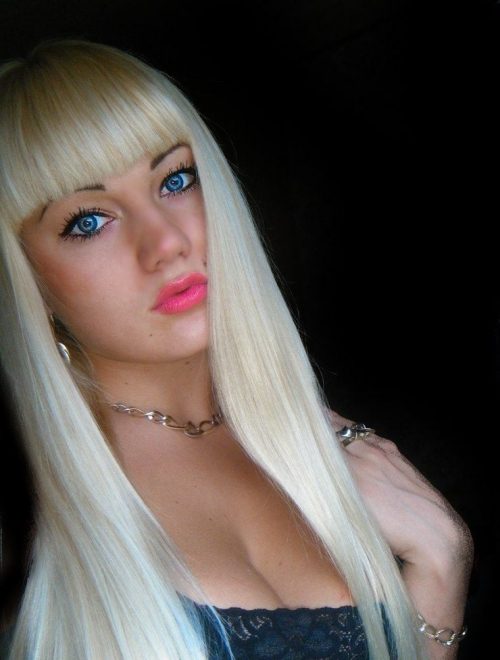 Fille Russe a Nice cherche mec pour sortie et sexe